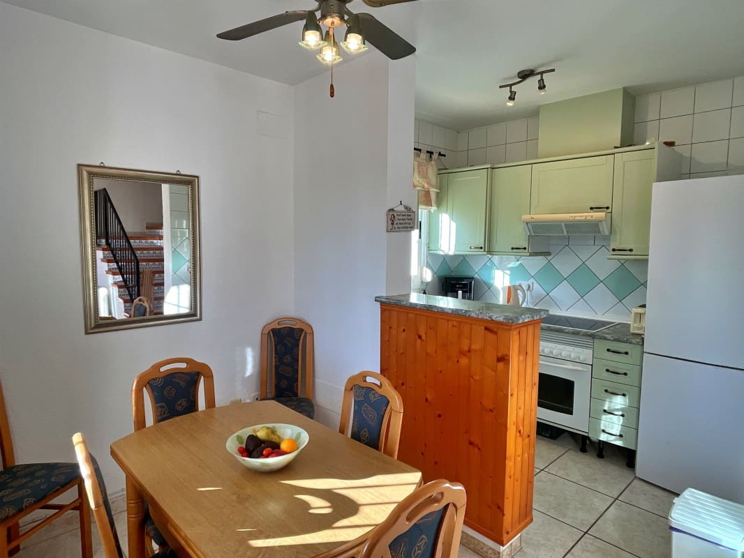 2 soveværelse Bungalow til salg i Calpe / Calp med swimmingpool garage - € 265.000 (Ref: 9422572)