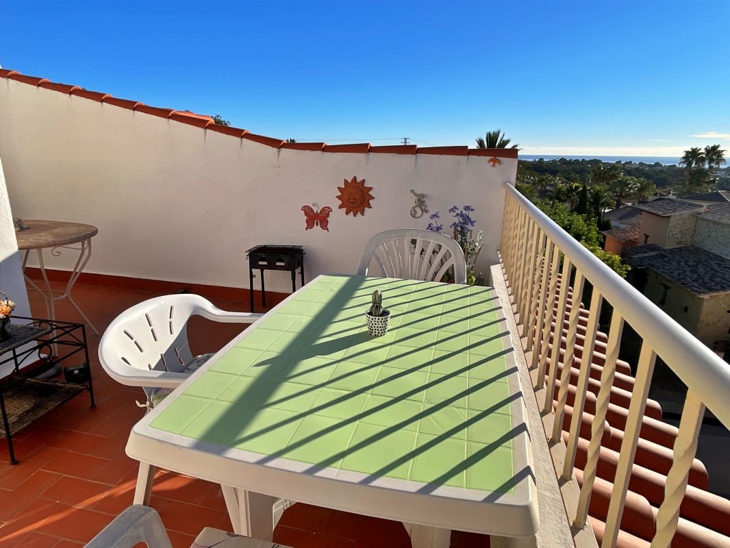 2 soveværelse Bungalow til salg i Calpe / Calp med swimmingpool garage - € 265.000 (Ref: 9422572)