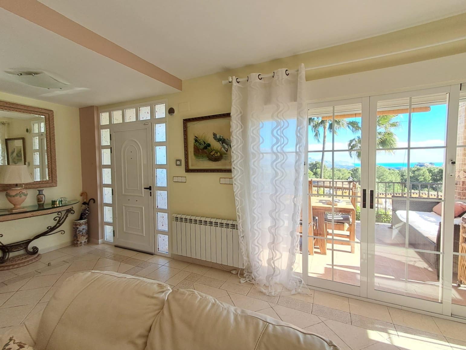 4 bedroom Villa for rent in Polop with pool garage - € 3,900 (Ref: 9431988)