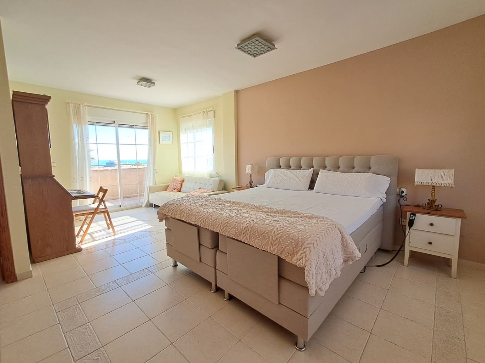 4 bedroom Villa for rent in Polop with pool garage - € 3,900 (Ref: 9431988)