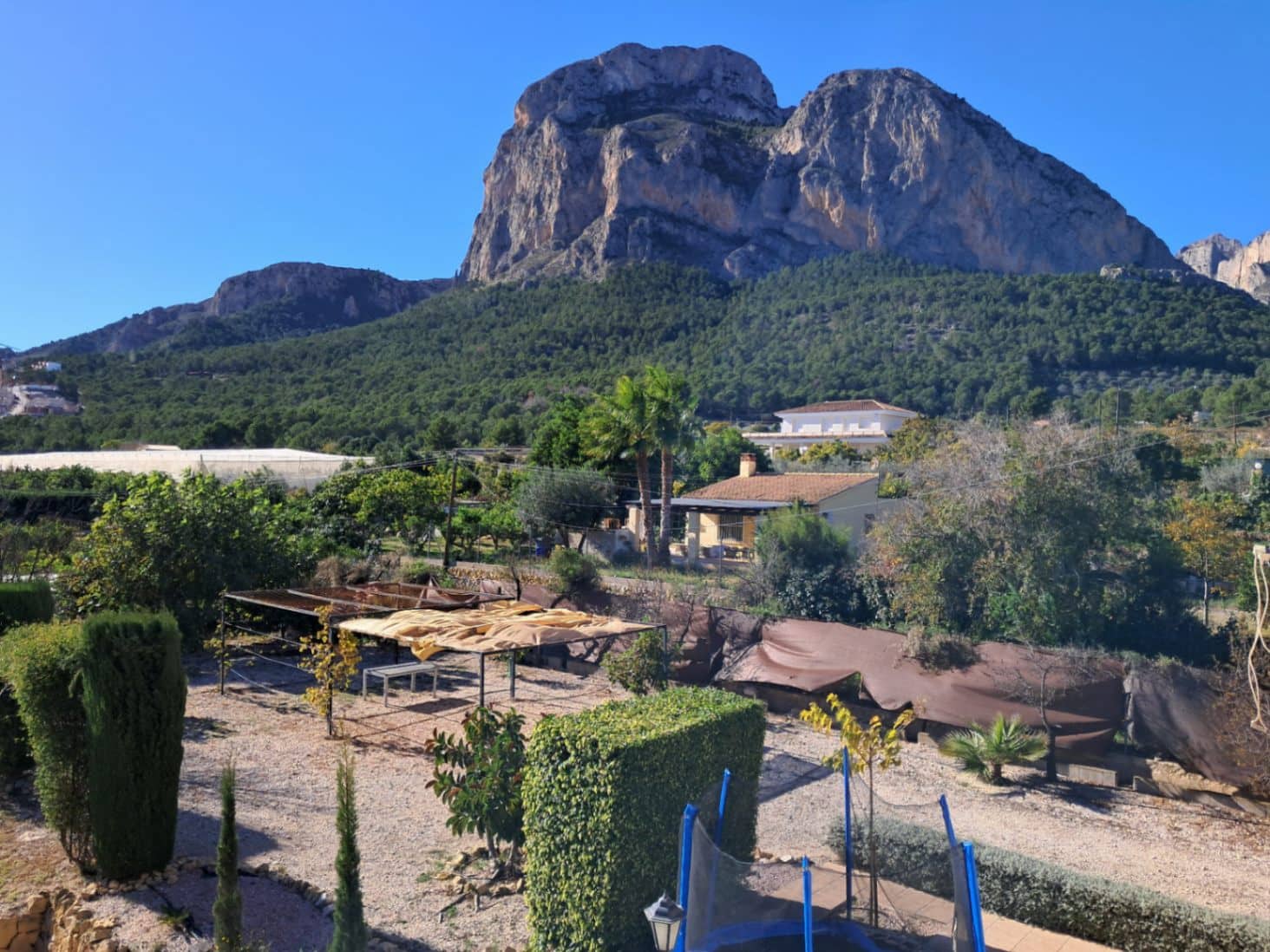 4 bedroom Villa for rent in Polop with pool garage - € 3,900 (Ref: 9431988)