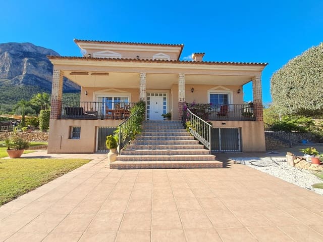 4 bedroom Villa for rent in Polop with pool garage - € 3,900 (Ref: 9431988)