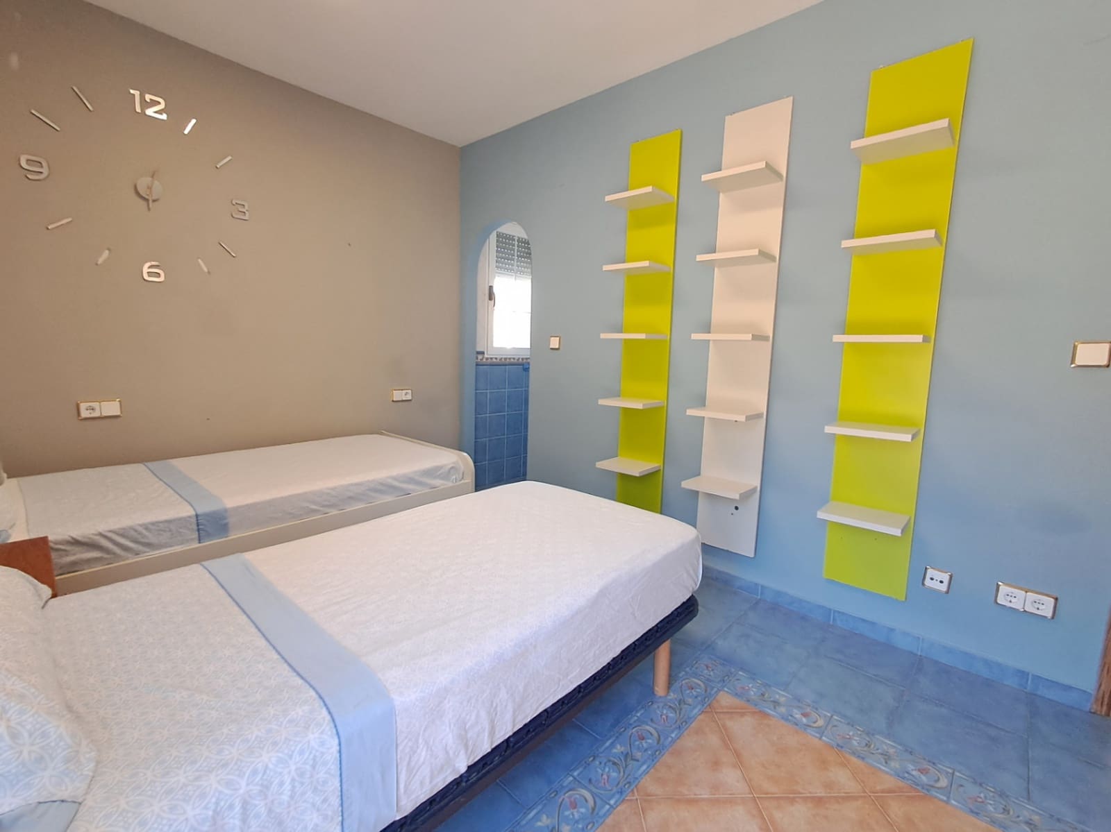 4 bedroom Villa for rent in Polop with pool garage - € 3,900 (Ref: 9431988)