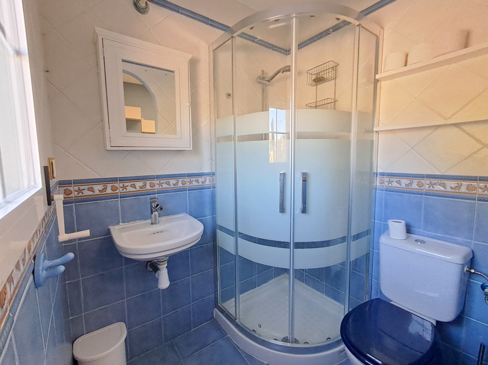 4 bedroom Villa for rent in Polop with pool garage - € 3,900 (Ref: 9431988)