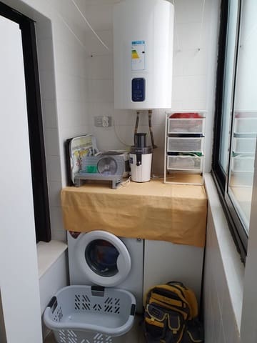 2 bedroom Apartment for sale in Benidorm with garage - € 265,000 (Ref: 9436145)