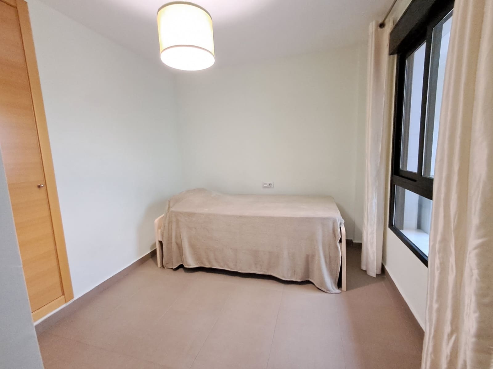 2 soveværelse Lejlighed til salg i Benidorm med garage - € 275.000 (Ref: 9436145)