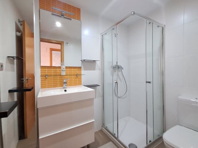 2 soveværelse Lejlighed til salg i Benidorm med garage - € 275.000 (Ref: 9436145)