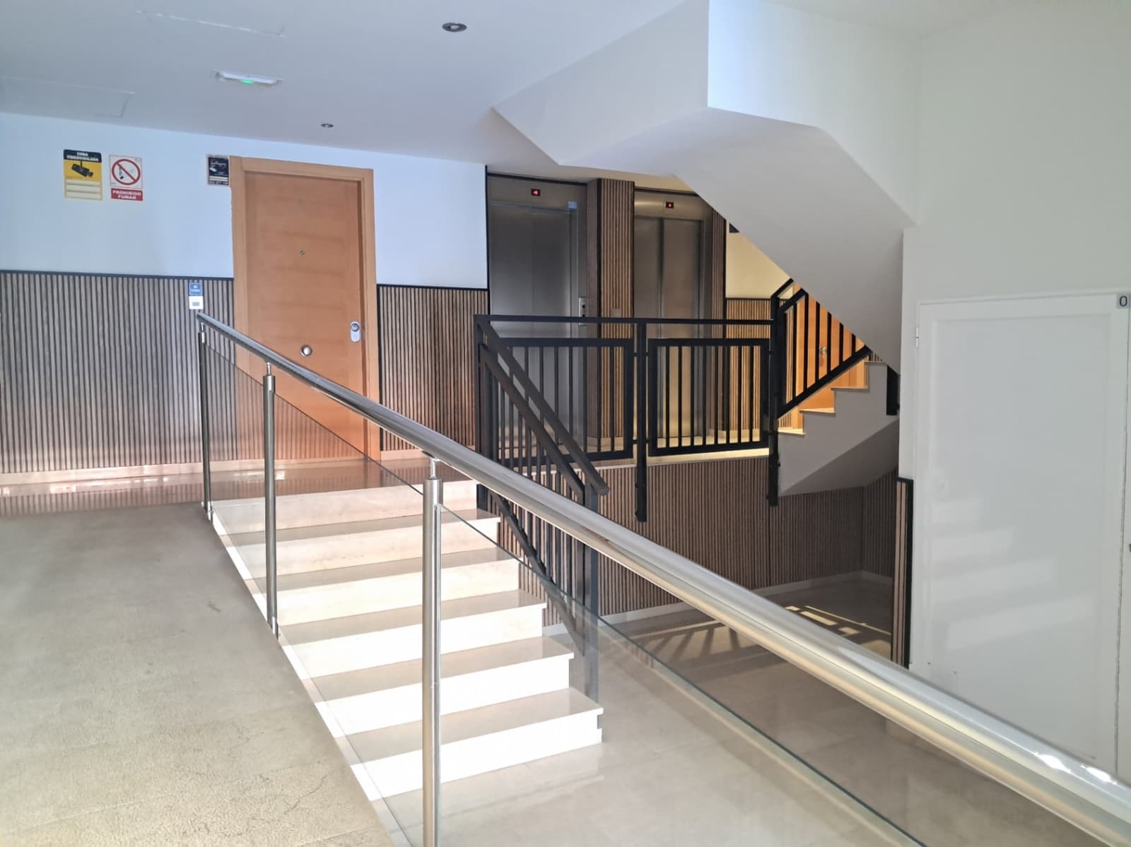 2 soveværelse Lejlighed til salg i Benidorm med garage - € 275.000 (Ref: 9436145)