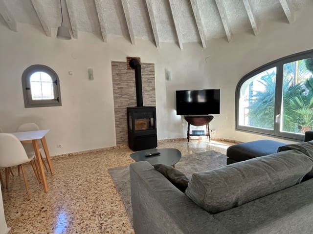 5 quarto Moradia para venda em Maryvilla, Calpe / Calp com piscina garagem - 590 000 € (Ref: 9438431)