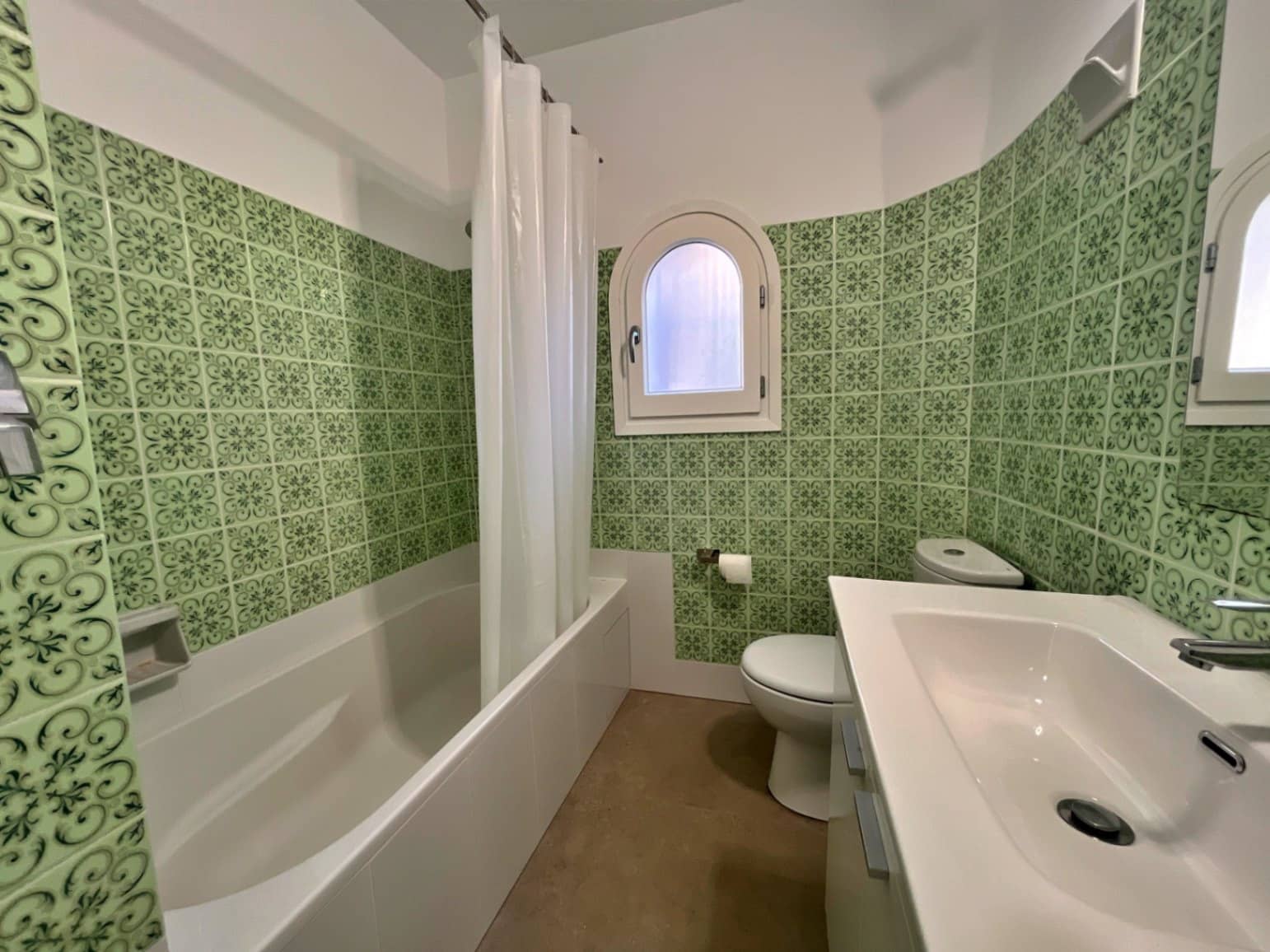 5 quarto Moradia para venda em Calpe / Calp com piscina garagem - 590 000 € (Ref: 9438431)