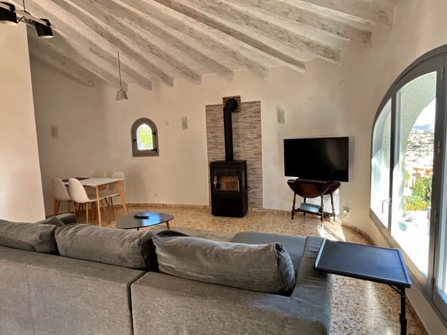 5 quarto Moradia para venda em Maryvilla, Calpe / Calp com piscina garagem - 590 000 € (Ref: 9438431)