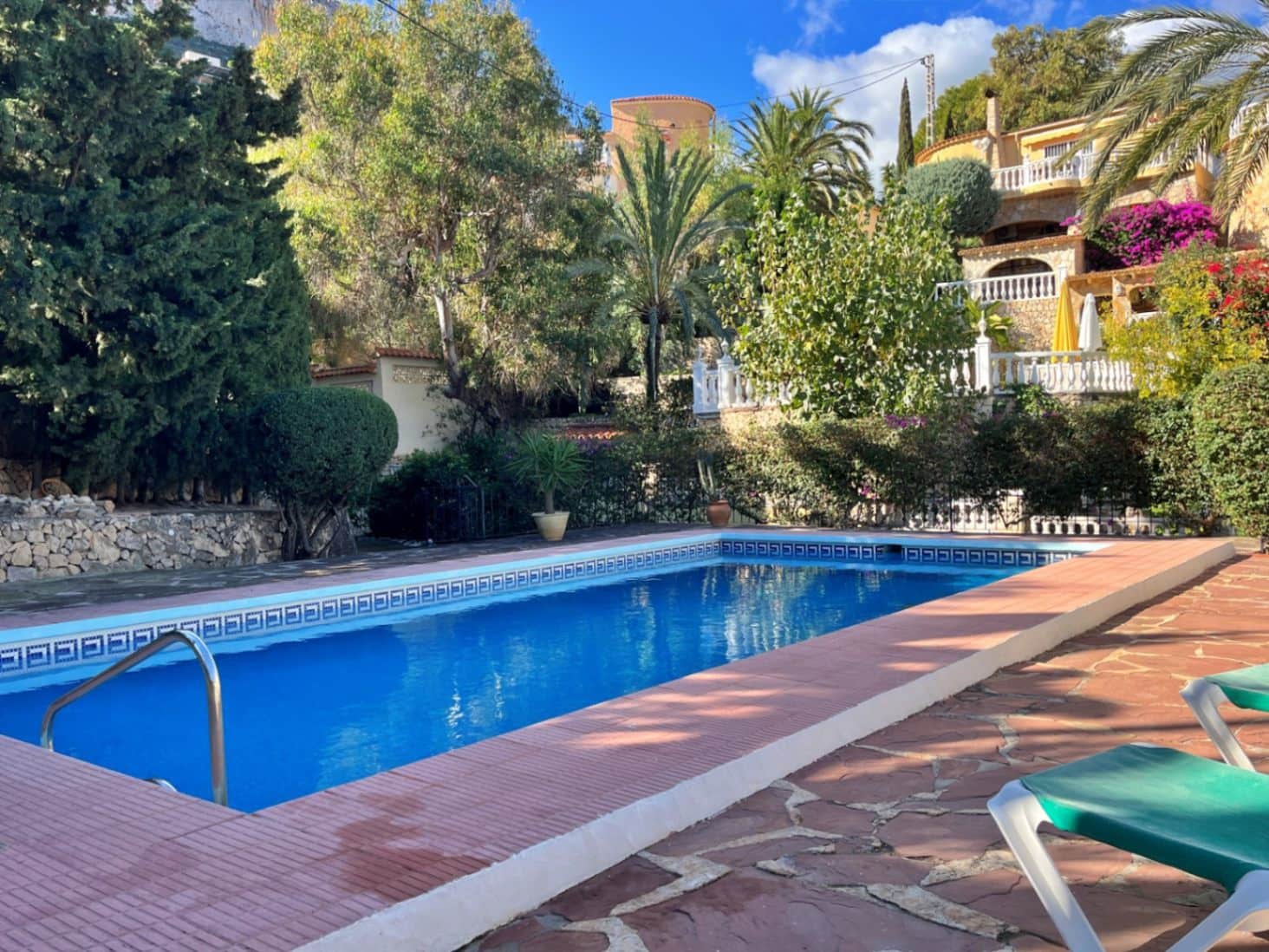 5 quarto Moradia para venda em Calpe / Calp com piscina garagem - 590 000 € (Ref: 9438431)