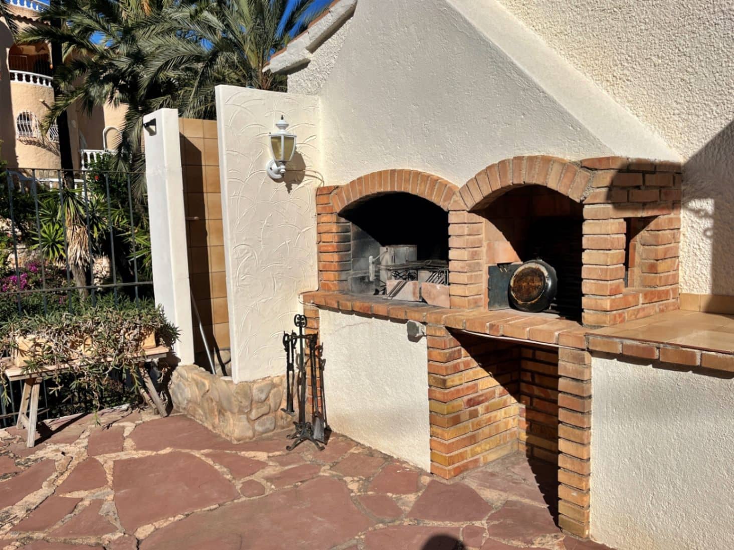 5 quarto Moradia para venda em Calpe / Calp com piscina garagem - 590 000 € (Ref: 9438431)