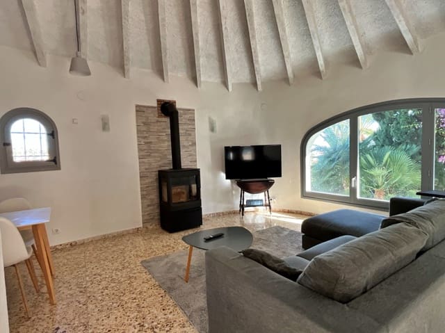 5 quarto Moradia para venda em Maryvilla, Calpe / Calp com piscina garagem - 590 000 € (Ref: 9438431)