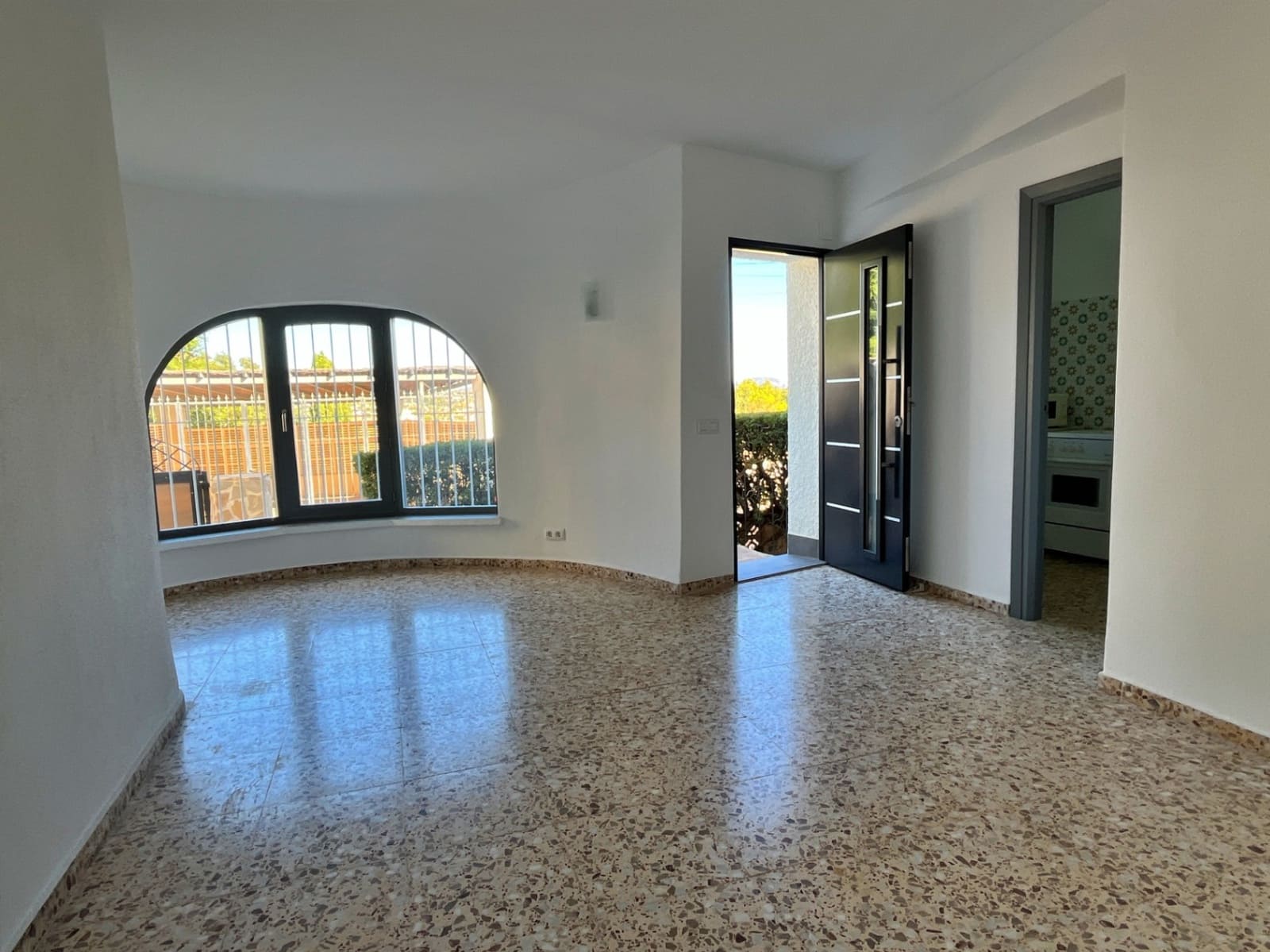 5 quarto Moradia para venda em Calpe / Calp com piscina garagem - 590 000 € (Ref: 9438431)