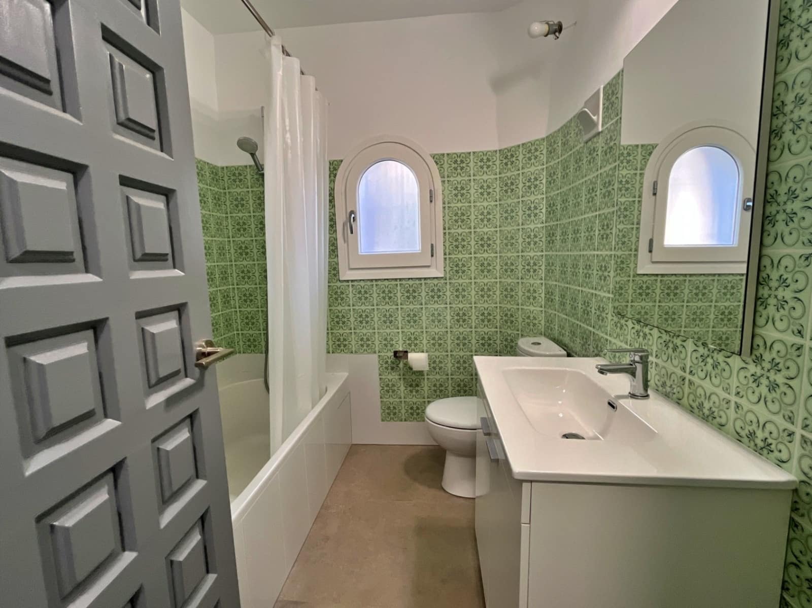 5 quarto Moradia para venda em Calpe / Calp com piscina garagem - 590 000 € (Ref: 9438431)