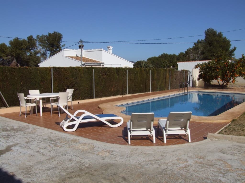 4 bedroom Villa for rent in Javea / Xabia with pool garage - € 2,500 (Ref: 9438441)