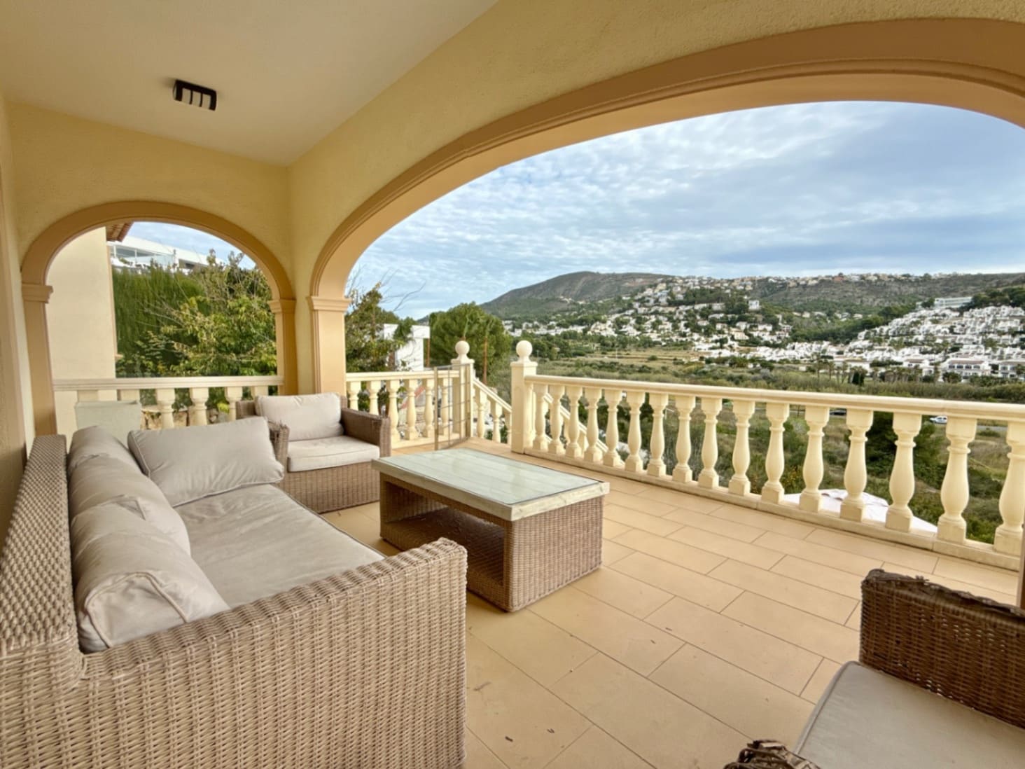 4 chambre Villa/Maison à vendre à Moraira avec piscine garage - 895 000 € (Ref: 9440303)