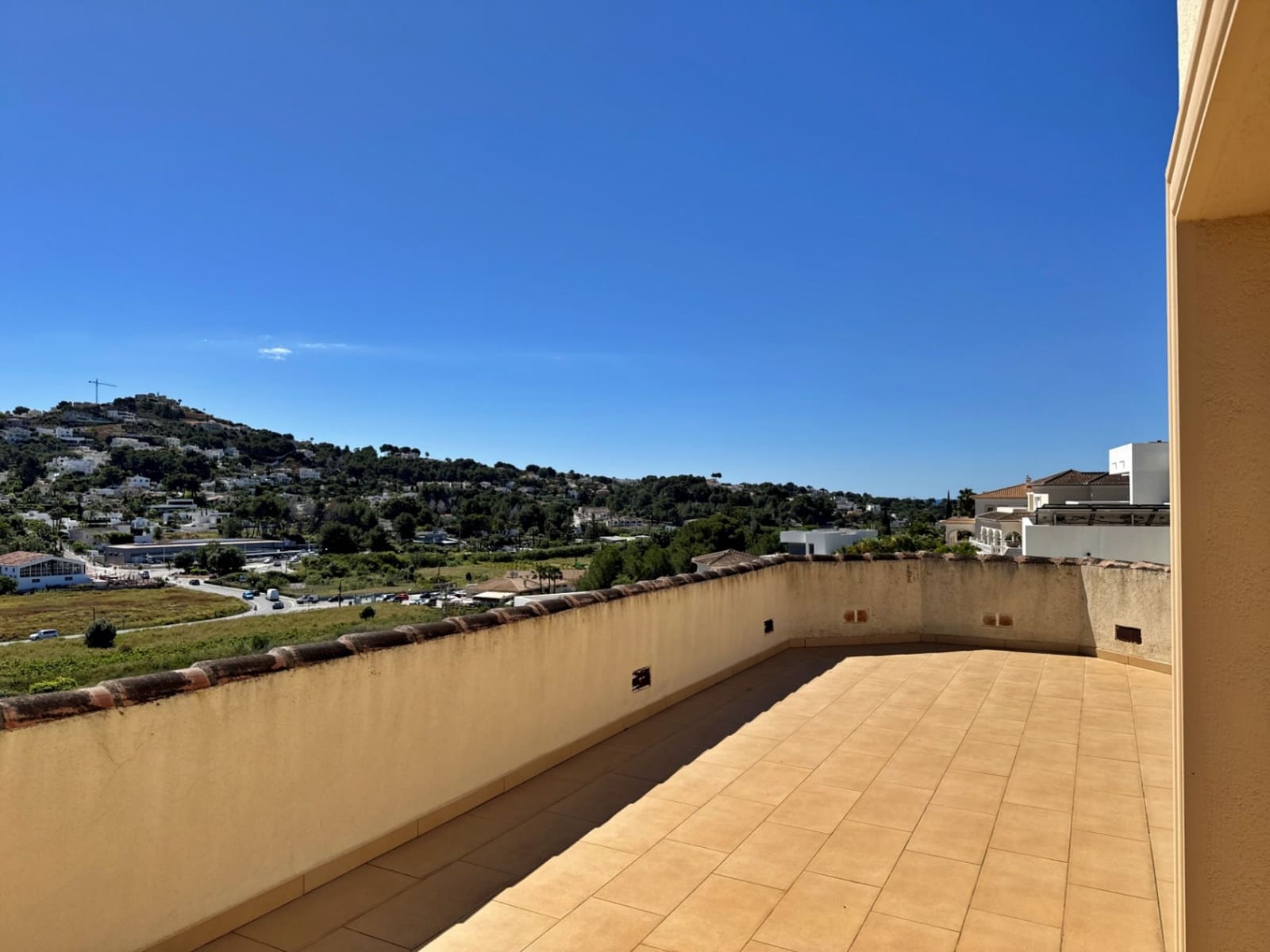 3 bedroom Villa for sale in Moraira with pool garage - € 895,000 (Ref: 9440303)