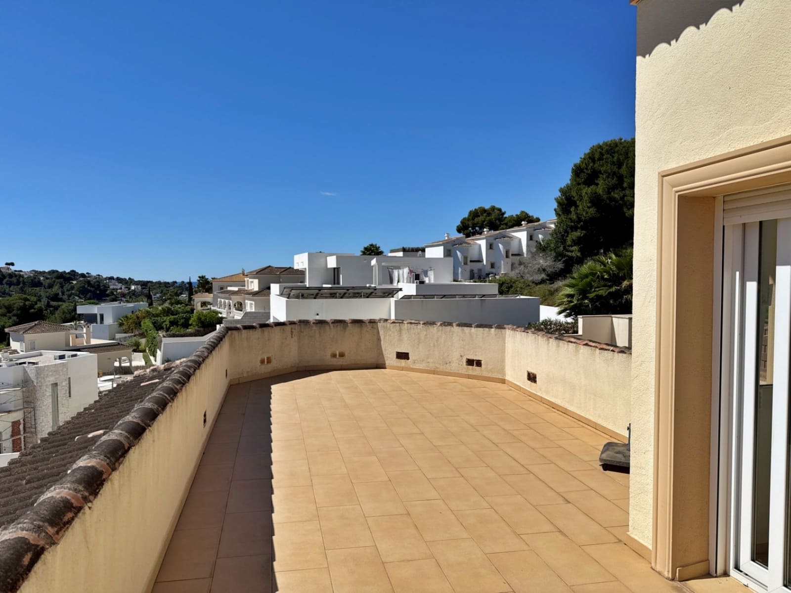 3 bedroom Villa for sale in Moraira with pool garage - € 895,000 (Ref: 9440303)