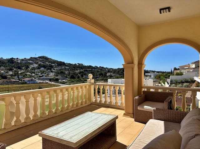3 soverom Villa til salgs i Moraira, Teulada-Moraira med svømmebasseng garasje - € 895 000 (Ref: 9440303)