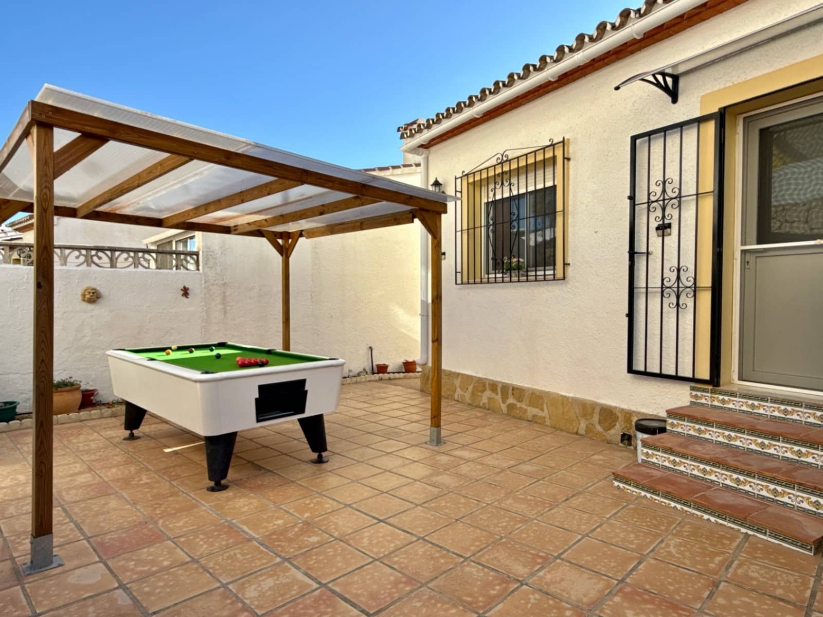 2 Zimmer Villa zu verkaufen in Benitachell / Benitatxell mit Pool Garage - 295.000 € (Ref: 9447170)