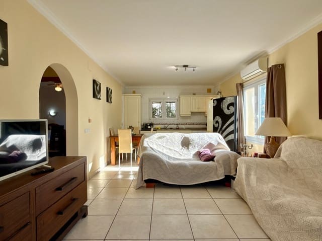 Chalet de 2 habitaciones en Benitachell / Benitatxell en venta con piscina garaje - 339.000 € (Ref: 9447171)