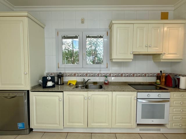 Chalet de 2 habitaciones en Benitachell / Benitatxell en venta con piscina garaje - 339.000 € (Ref: 9447171)