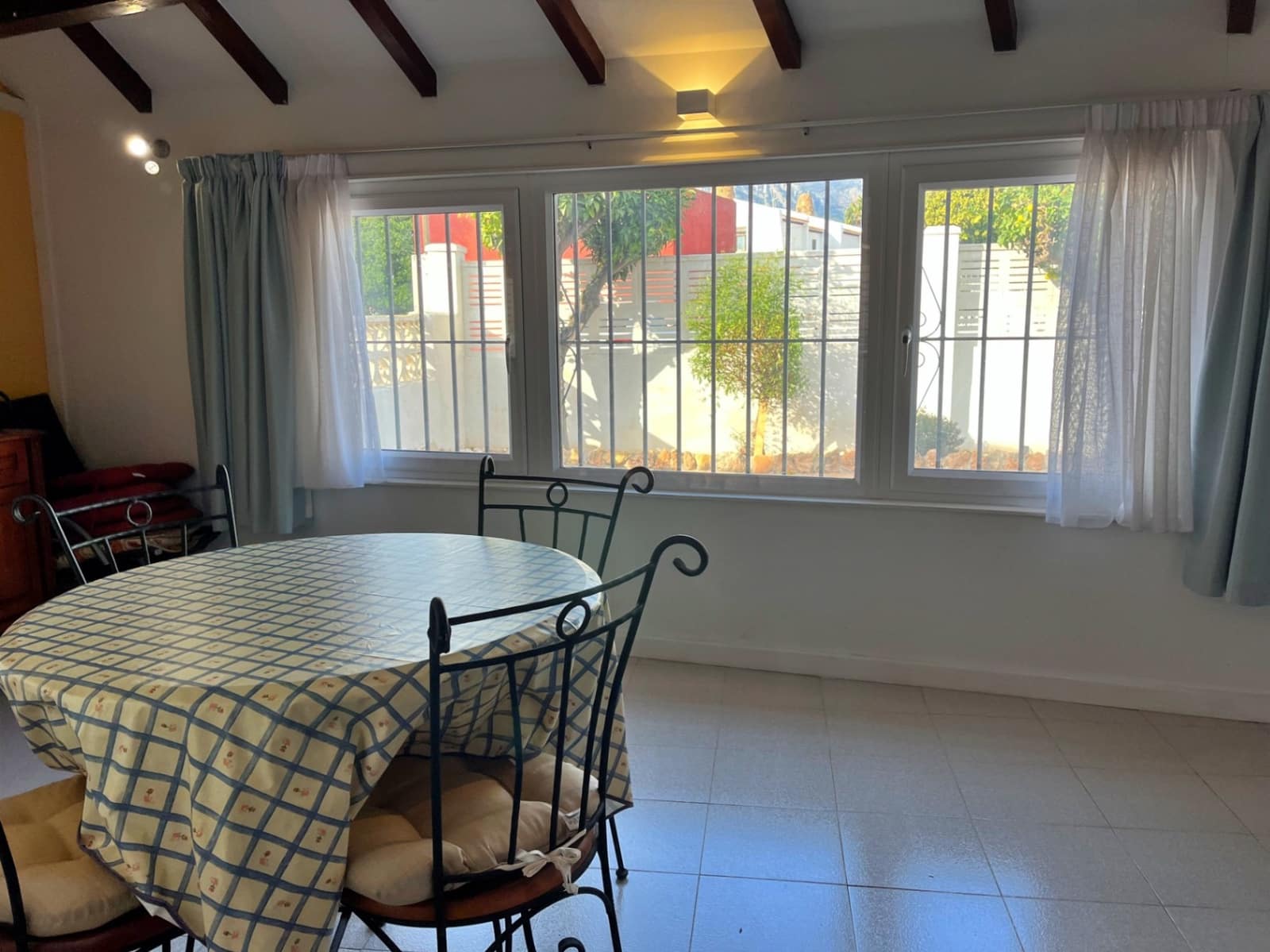 3 soveværelse Bungalow til salg i Calpe / Calp med swimmingpool garage - € 249.000 (Ref: 9449688)