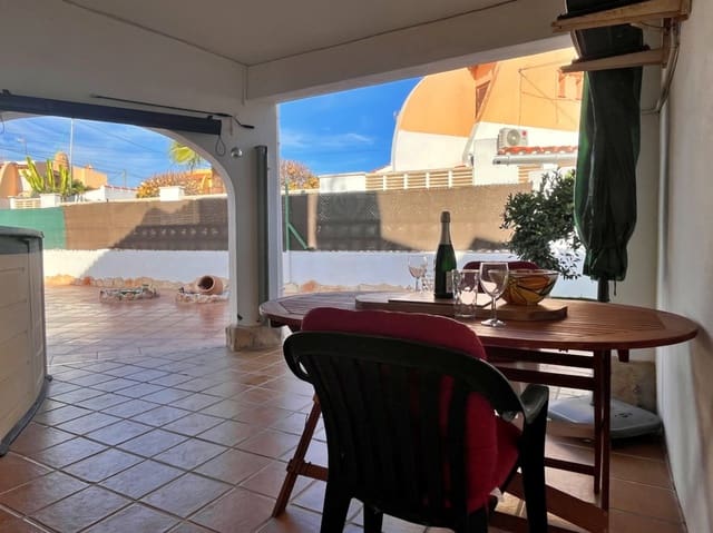 3 soveværelse Bungalow til salg i Calpe / Calp med swimmingpool garage - € 249.000 (Ref: 9449688)