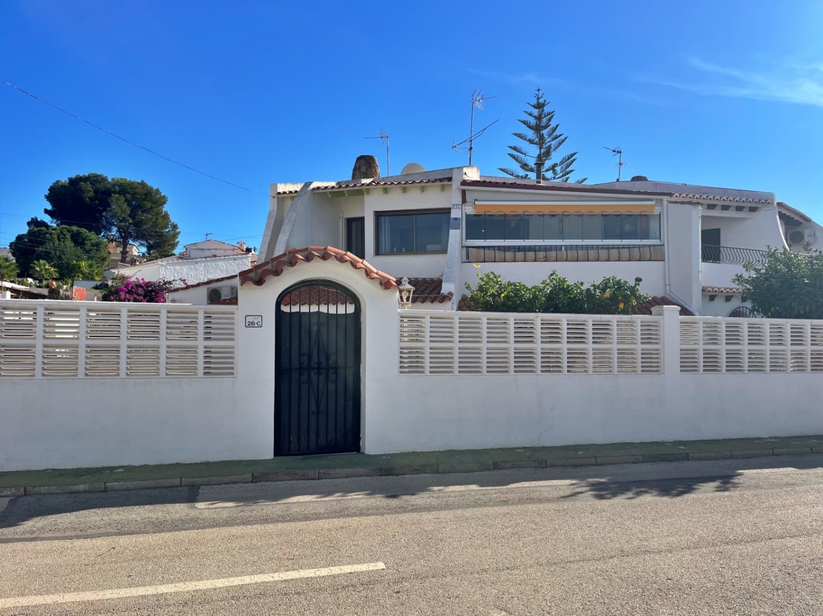 3 soveværelse Bungalow til salg i Calpe / Calp med swimmingpool garage - € 249.000 (Ref: 9449688)