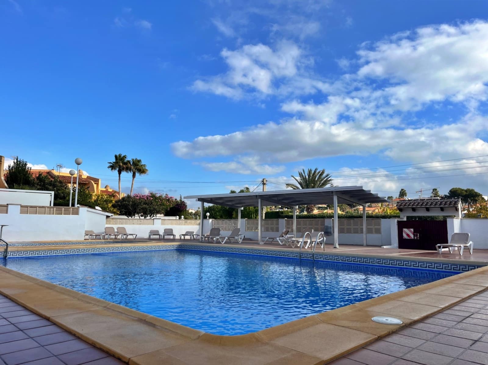 3 soveværelse Bungalow til salg i Calpe / Calp med swimmingpool garage - € 249.000 (Ref: 9449688)