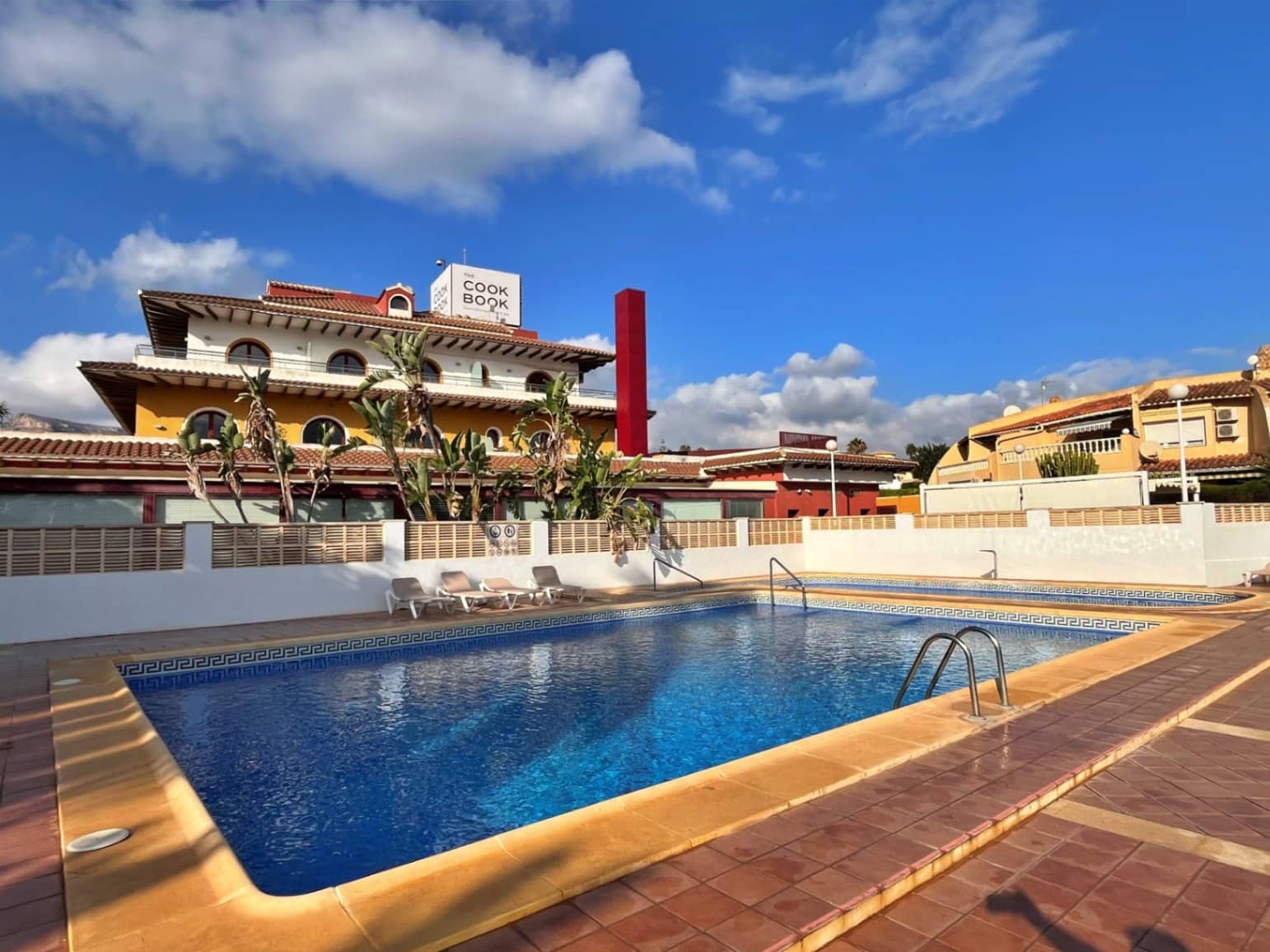 3 soveværelse Bungalow til salg i Calpe / Calp med swimmingpool garage - € 249.000 (Ref: 9449688)