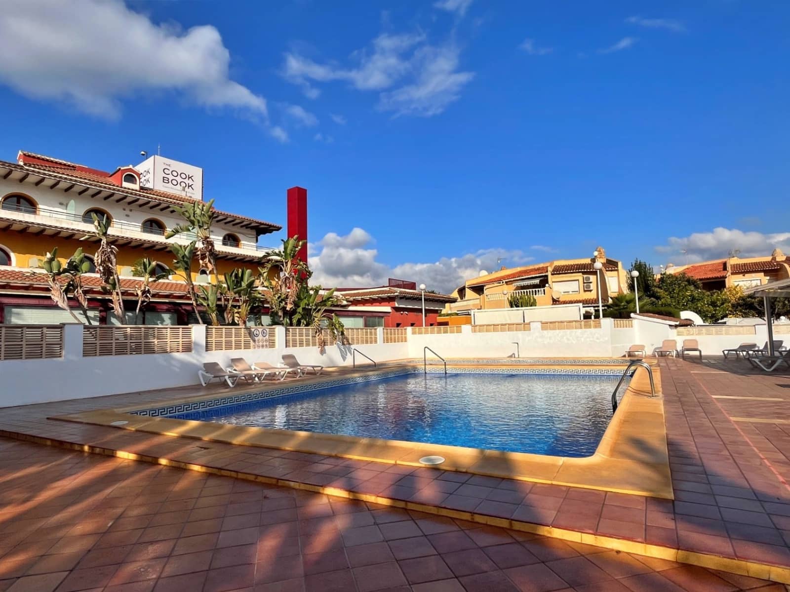 3 soveværelse Bungalow til salg i Calpe / Calp med swimmingpool garage - € 249.000 (Ref: 9449688)