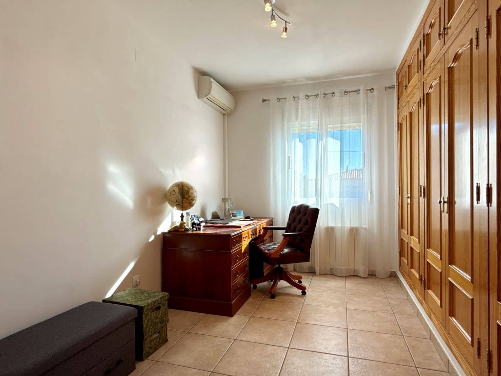 Chalet de 4 habitaciones en Benissa en venta con piscina garaje - 750.000 € (Ref: 9449723)