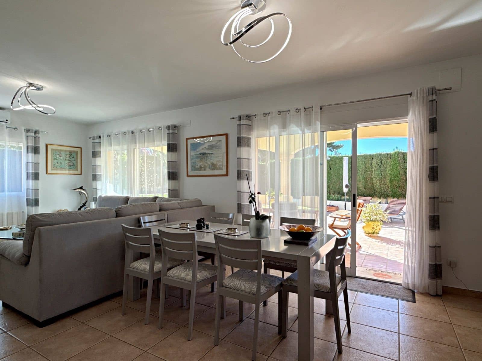 Chalet de 4 habitaciones en Benissa en venta con piscina garaje - 750.000 € (Ref: 9449723)