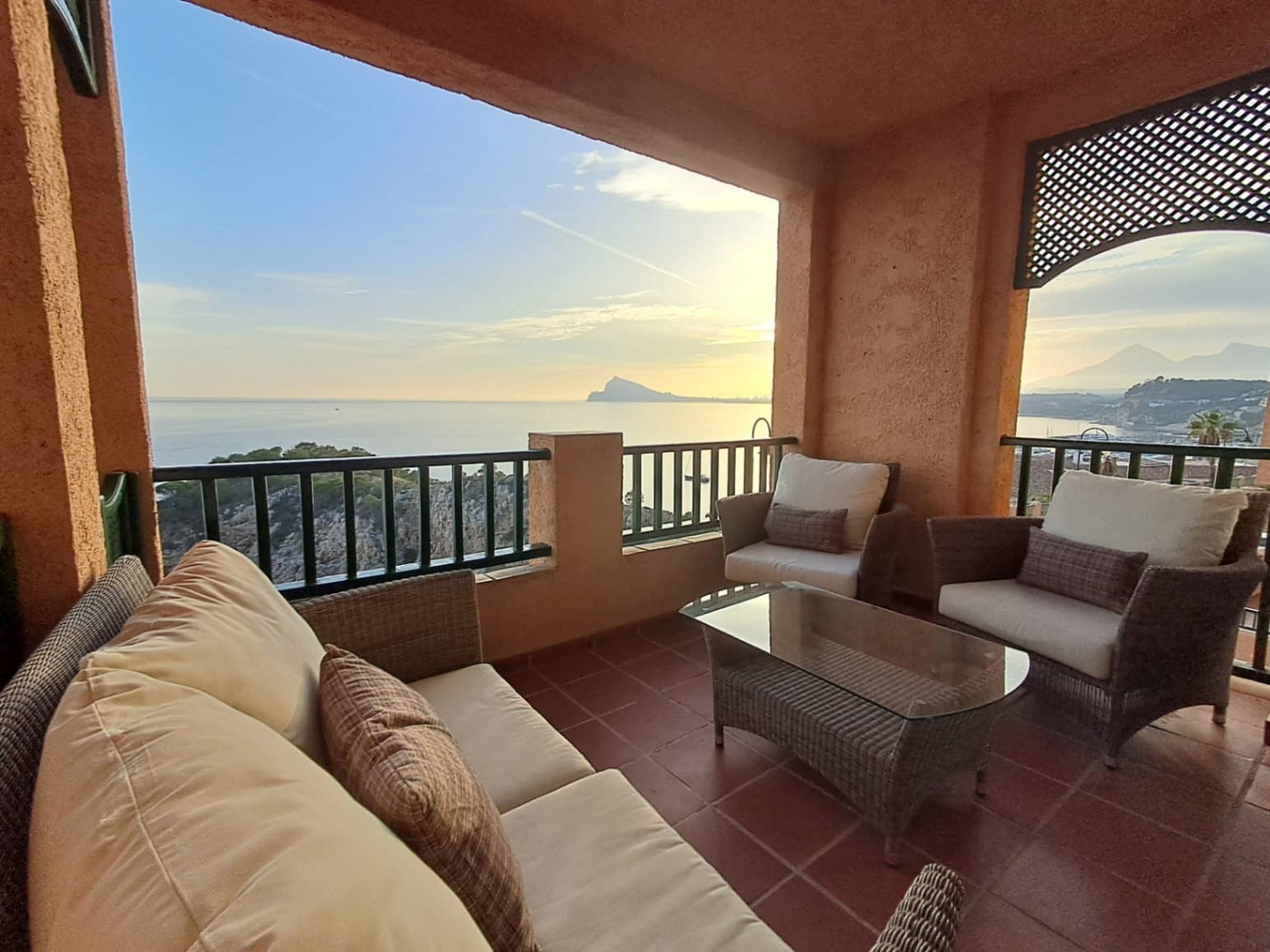 2 Zimmer Apartment zu vermieten in Altea mit Pool - 2.100 € (Ref: 9453499)