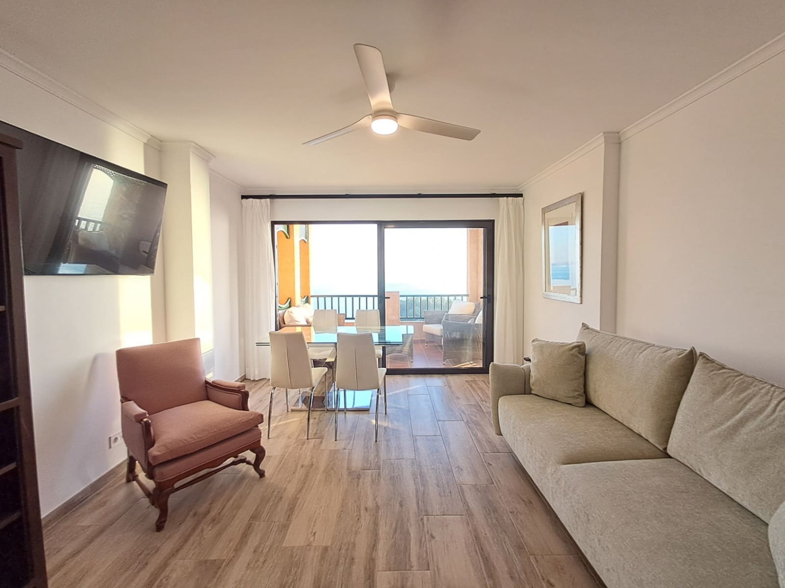 2 Zimmer Apartment zu vermieten in Altea mit Pool - 2.100 € (Ref: 9453499)