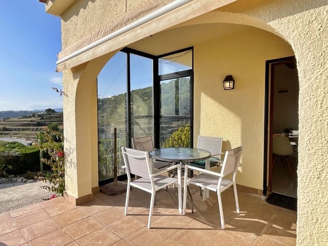 3 Zimmer Villa zu verkaufen in Teulada Pueblo, Teulada-Moraira mit Pool Garage - 349.000 € (Ref: 9454702)