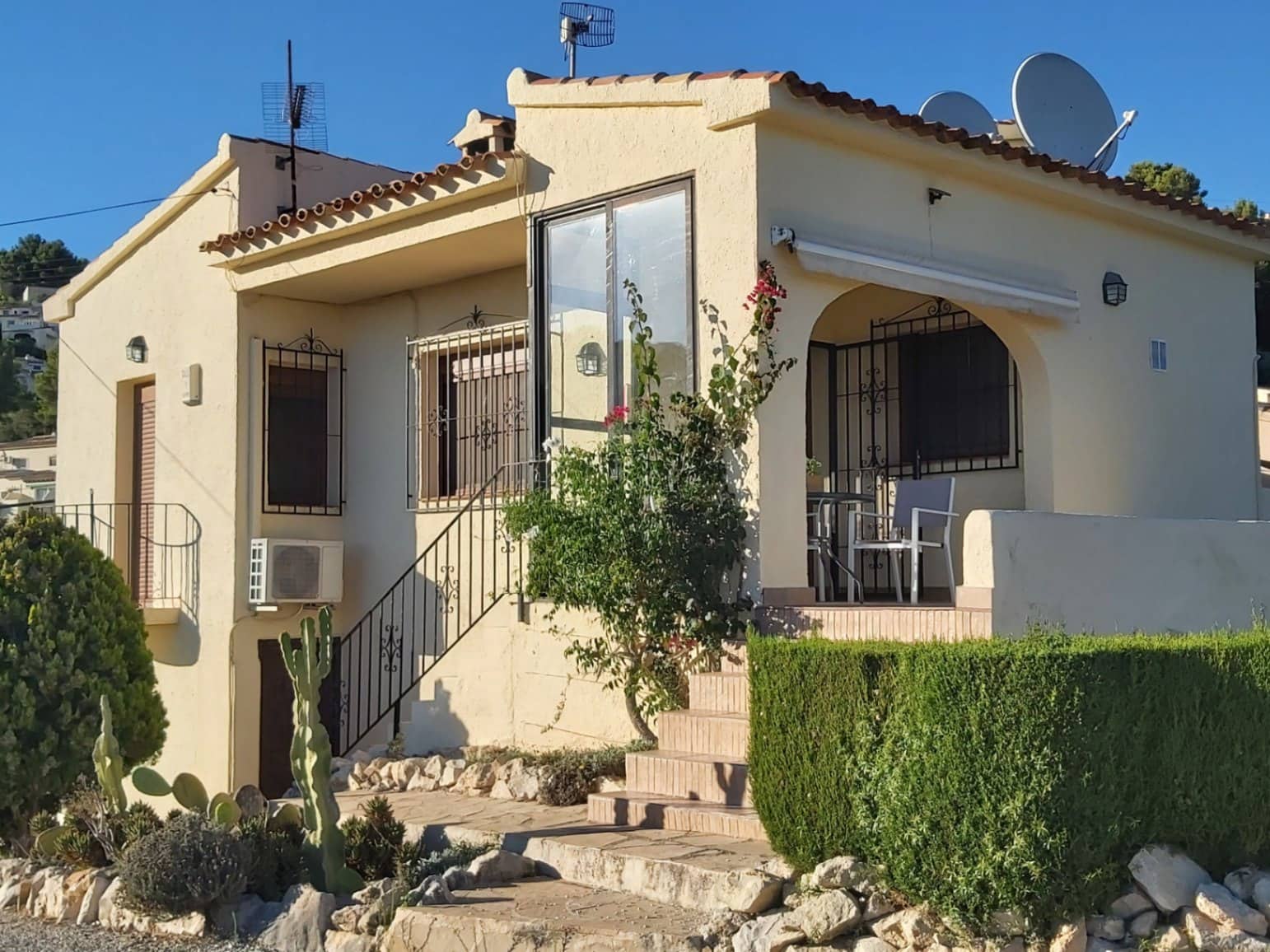 3 Zimmer Villa zu verkaufen in Teulada mit Pool Garage - 349.000 € (Ref: 9454702)