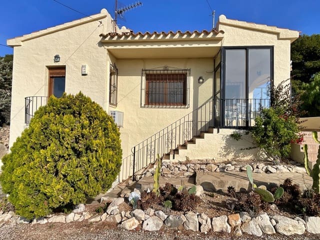 3 Zimmer Villa zu verkaufen in Teulada Pueblo, Teulada-Moraira mit Pool Garage - 349.000 € (Ref: 9454702)