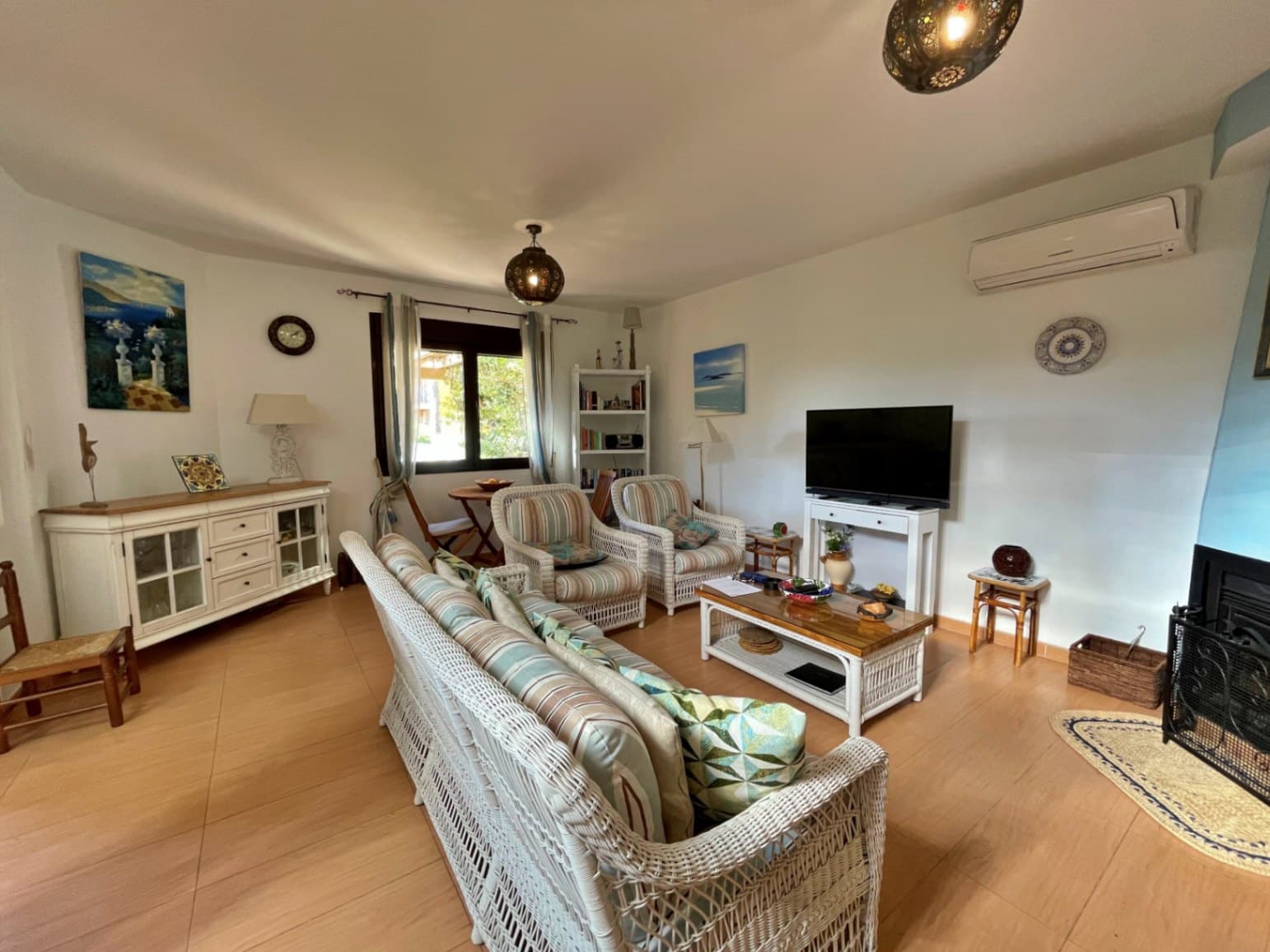 3 soveværelse Villa til leje i Calpe / Calp med swimmingpool - € 1.250 (Ref: 9457734)