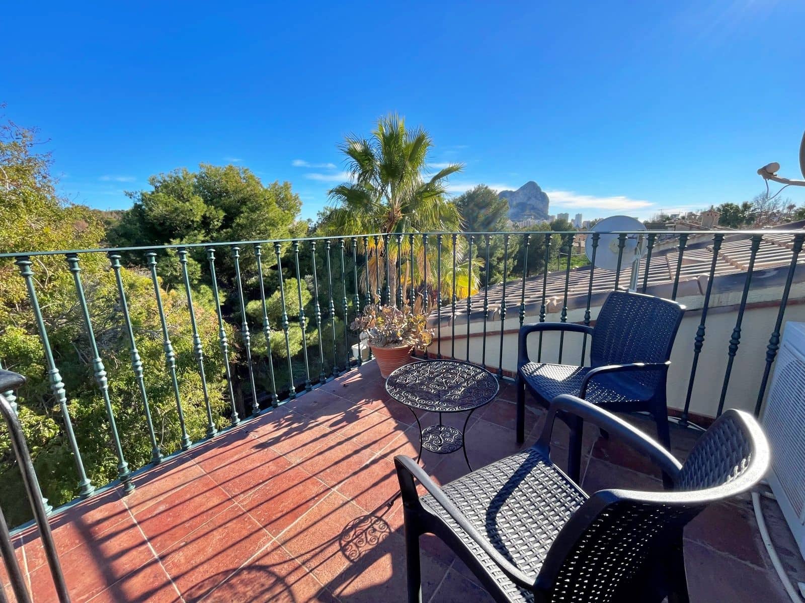 3 soveværelse Villa til leje i Calpe / Calp med swimmingpool - € 1.250 (Ref: 9457734)