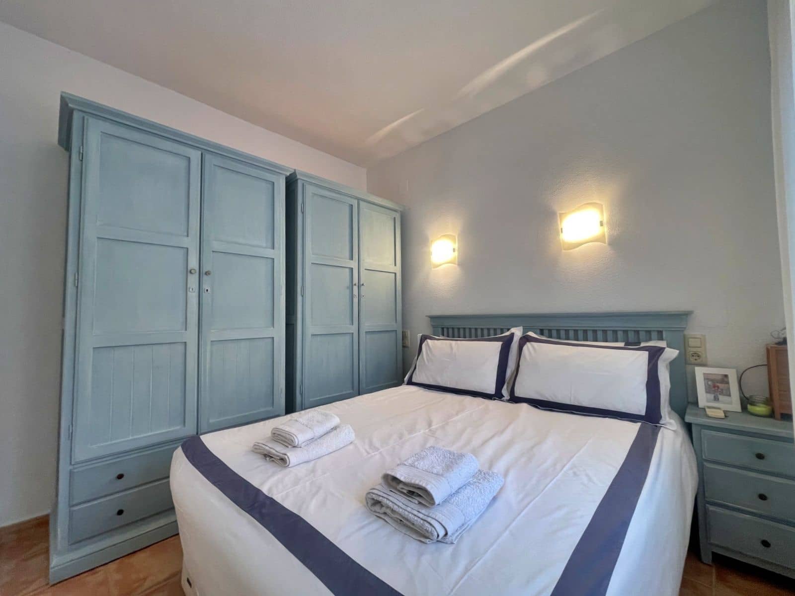 Appartement de 2 chambres à louer à Cumbre del Sol avec piscine garage - 750 € (Ref: 9467613)