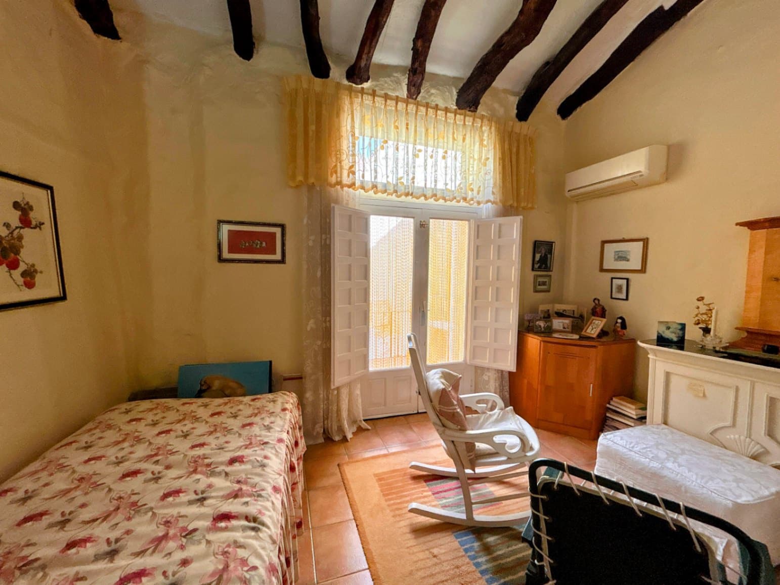 4 bedroom Townhouse for sale in Tormos - € 255,000 (Ref: 9469825)