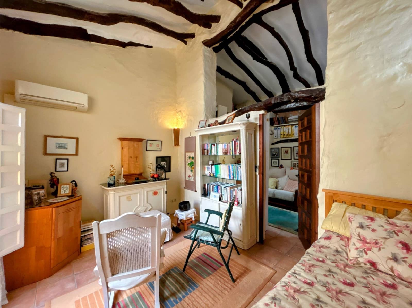 4 bedroom Townhouse for sale in Tormos - € 255,000 (Ref: 9469825)