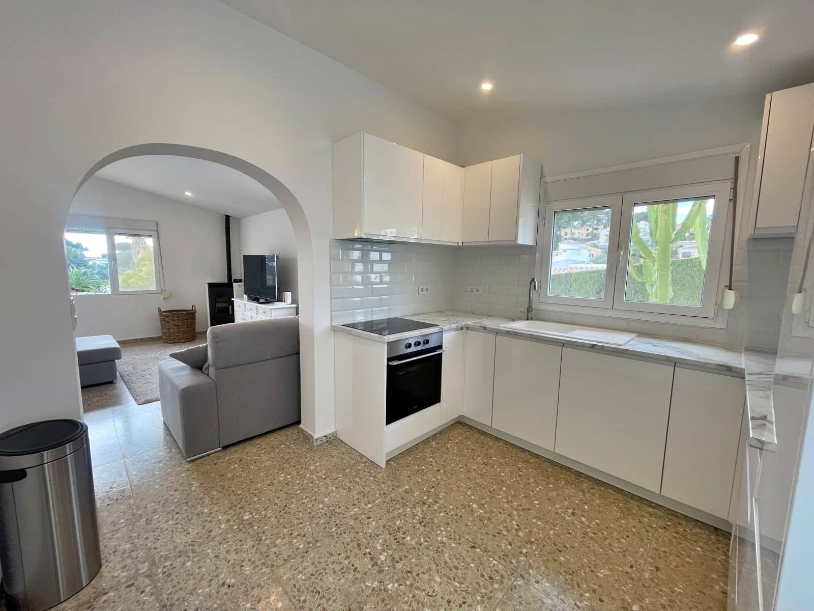 2 sypialnia Willa na sprzedaż w Moraira z basenem garażem - 575 000 € (Ref: 9469969)