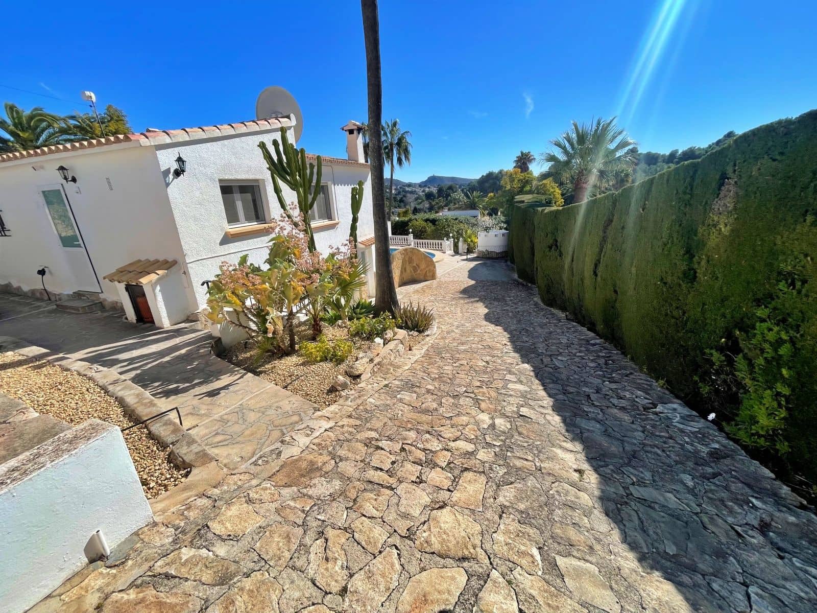 2 sypialnia Willa na sprzedaż w Moraira z basenem garażem - 575 000 € (Ref: 9469969)