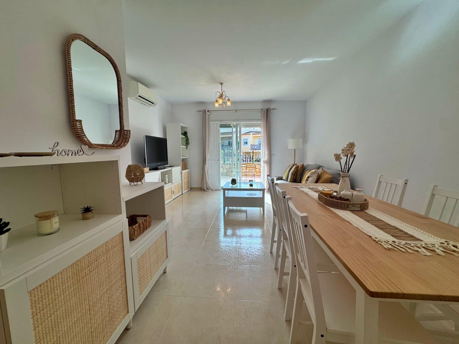 2 slaapkamer Appartement te huur in Teulada met zwembad - € 750 (Ref: 9471637)