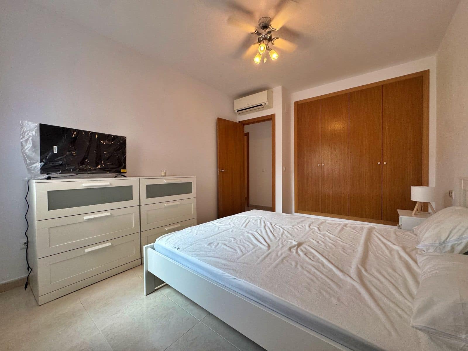 2 slaapkamer Appartement te huur in Teulada met zwembad - € 750 (Ref: 9471637)